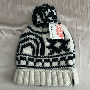 FP MOVEMENT POM-POM BEANIE